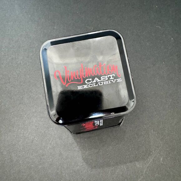 Disney Vinylmation Cast Member Exclusive Mickey Mouse #1 Figurine in Tin - Picture 6 of 6